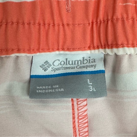 Columbia Coral and White Striped Shorts. Size large. NWT. - Picture 3 of 5
